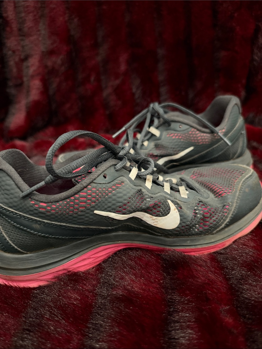 Nike Women’s Dark Grey and Pink Athletic Running Sneakers
